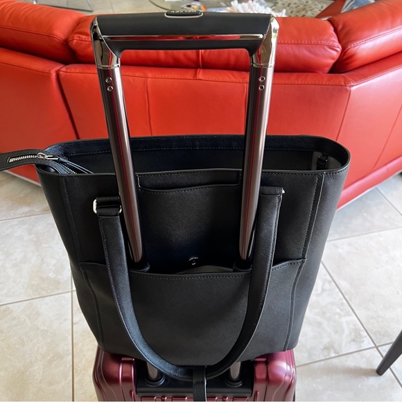 TUMI saffiano leather black tote bag - Picture 2 of 11